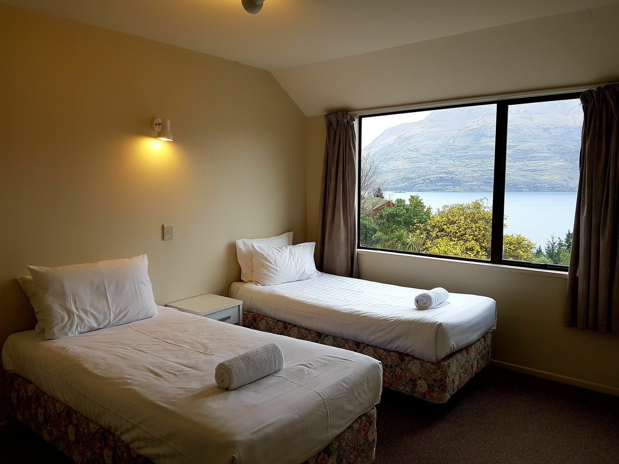 Queenstown Lakeview Holiday Home-5Mins To Town Eksteriør bilde